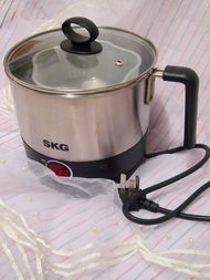 SKG电煮锅 现代厨房中的便捷与贴心之选